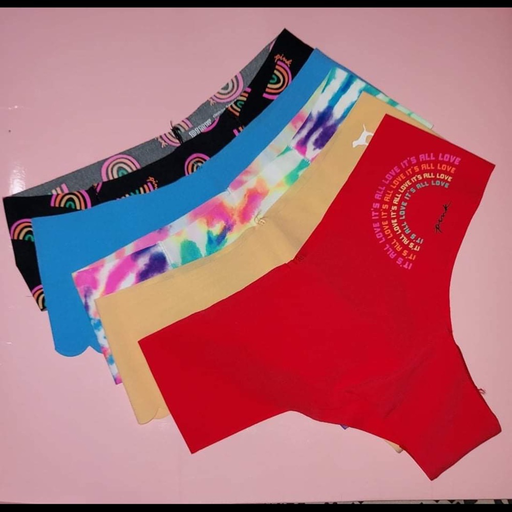 New PINK Cheekster size Medium